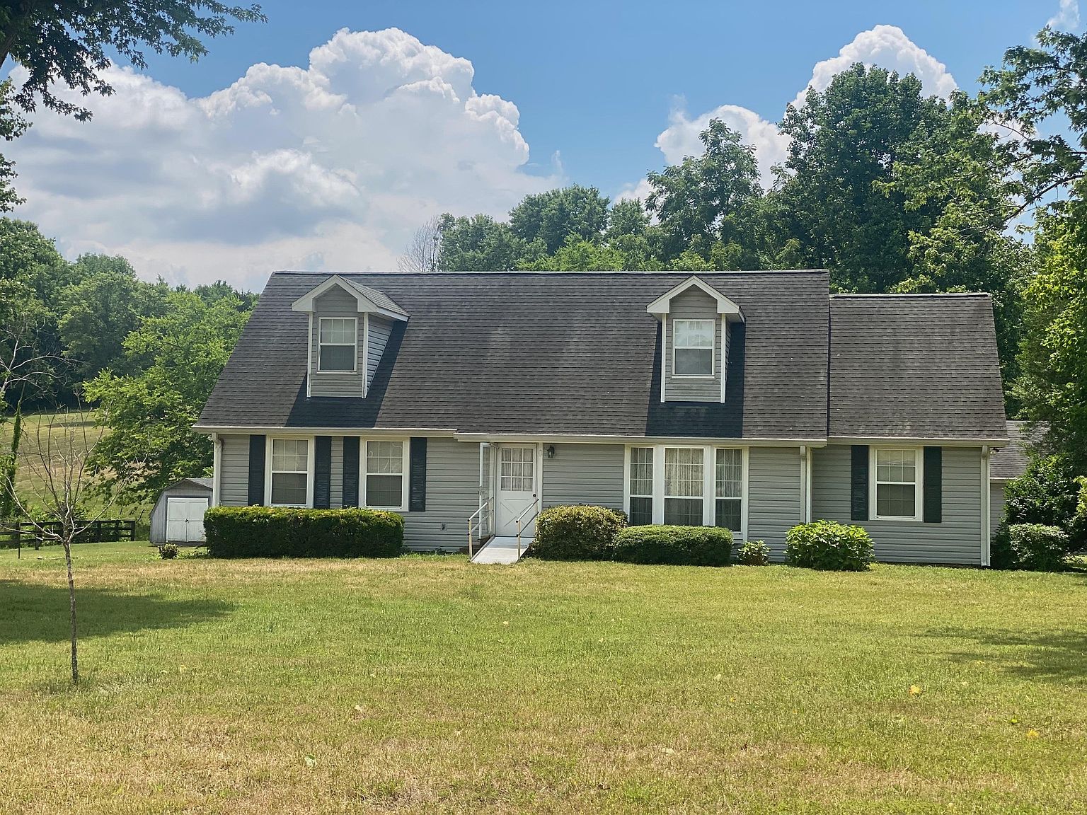 1079 Gibbs Ln, Gallatin, TN 37066 Zillow