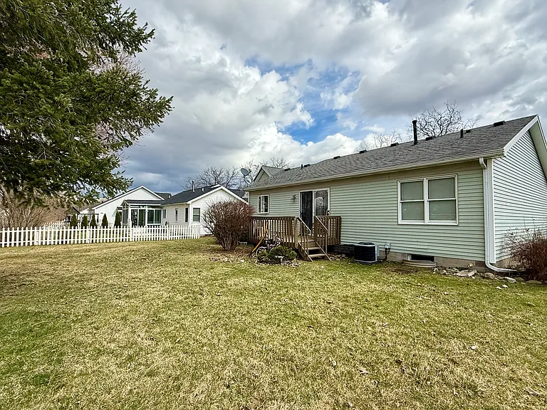 1244 Holland Dr — Photo 18