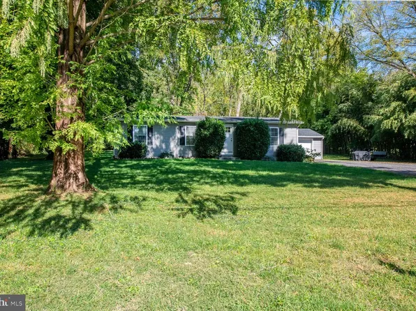 3647 Humpton Rd, Downingtown, PA 19335