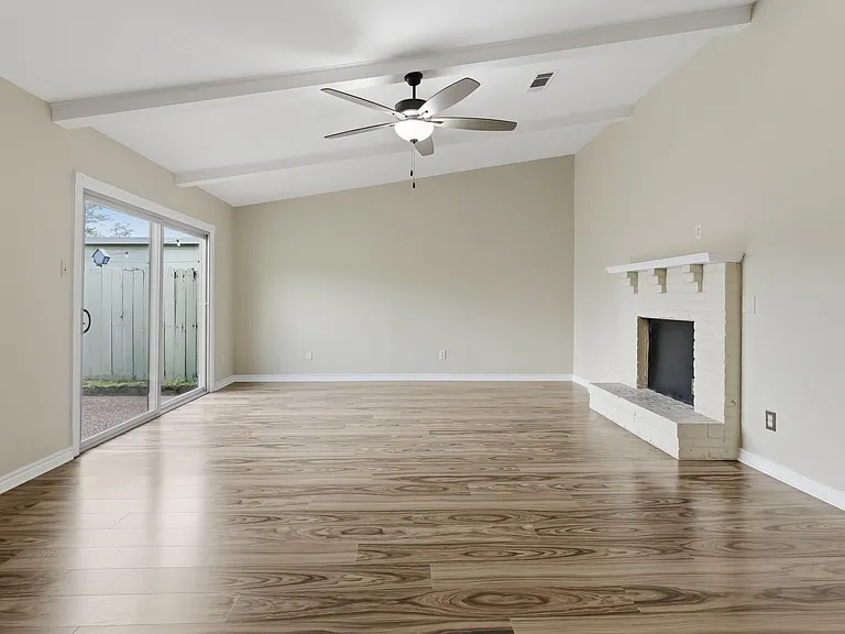 445 Longmeadow St — Photo 19