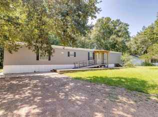 114 Ray St, Columbia, LA 71418