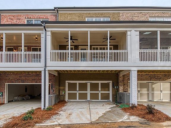 5th image of 279 Cherokee St NE #9