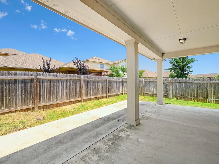 176 Flannery Ln — Photo 34