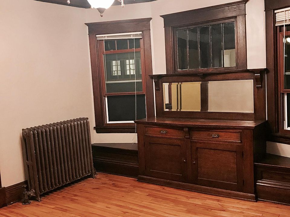 Built-in Buffet