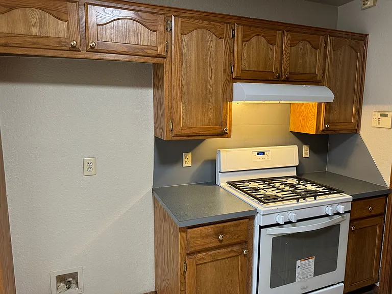 2618 Briarcliff Dr — Photo 5