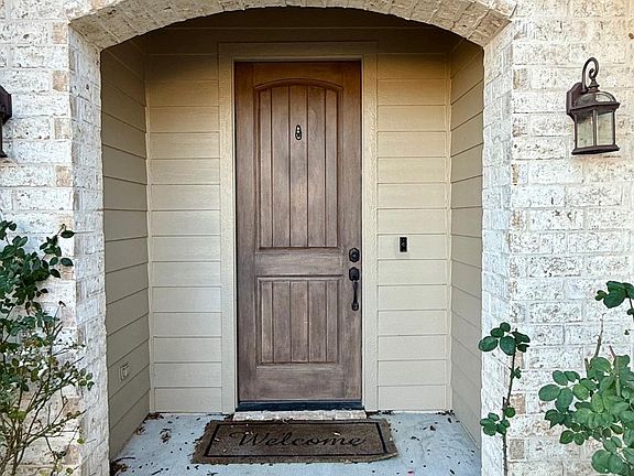 2nd image of 116 Decoy Ln