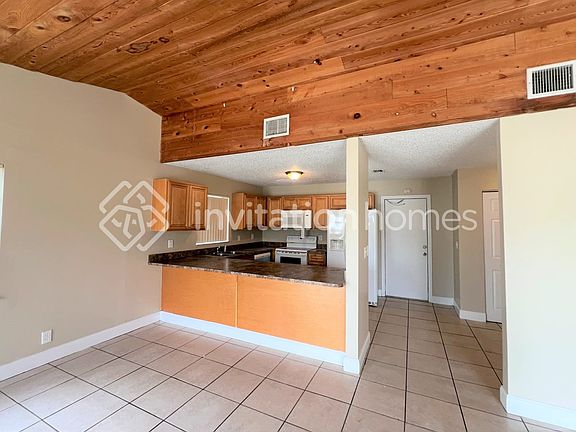 4th image of 9215 NW 48th St