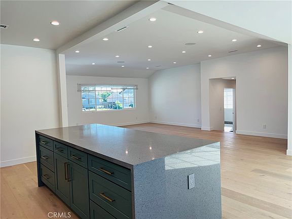 3rd image of 18371 Lahey St