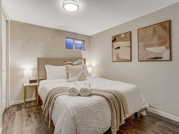 3rd image of 616 Bonfoy Ave