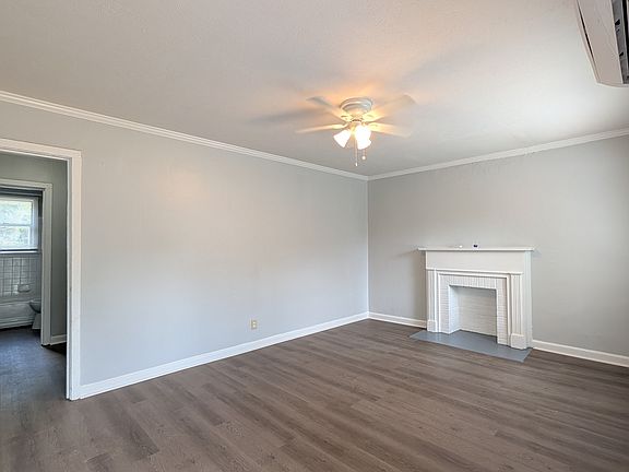2nd image of 931 39th St