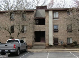 2236 Castle Rock Sq APT 2B, Reston, VA 20191