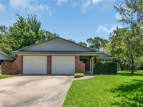 3rd image of 1000 Pershing Dr