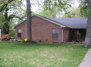 413 S O'Connor Rd, Irving, TX 75060