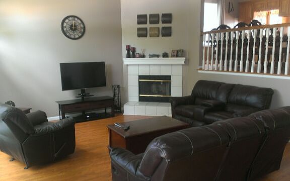 3rd image of 1001 NE Kenwood Dr