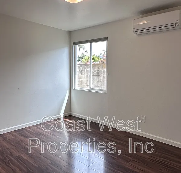 4062 Conrad Ave — Photo 12