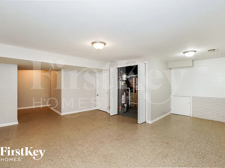 4200 Arlington Dr — Photo 16