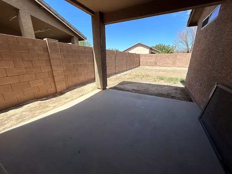 7028 S 46th Dr — Photo 35