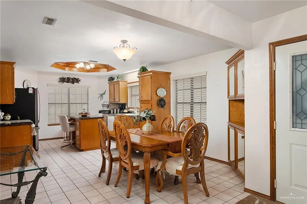 2 bed, 2.0 bath, 1537 sqft, $1,550 — Photo 4