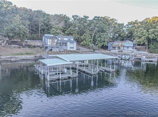 38 Oak Rd, Lake Ozark, MO 65049