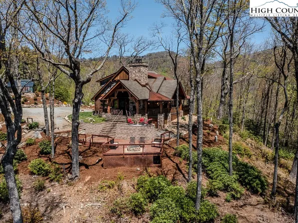 5945 Pitts Road, Lenoir, NC 28645