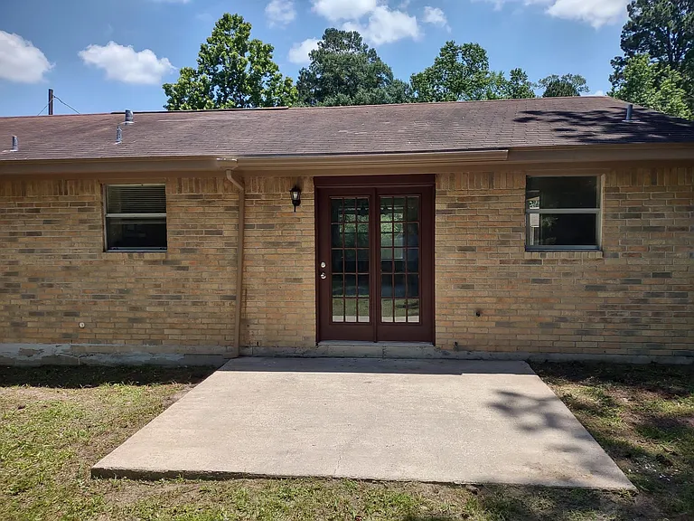 102 Libby Cir — Photo 33