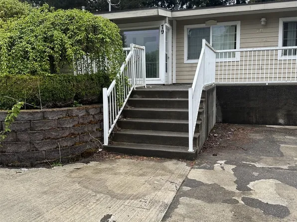 79 110th Avenue SE, Bellevue, WA 98004