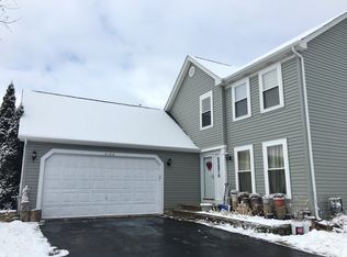 2106 Aspen Dr, Woodstock, IL 60098