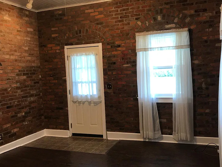 1032 Convers Ave — Photo 3