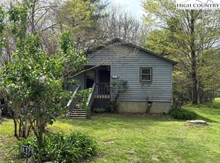 171 River Rd, Newland, NC 28657