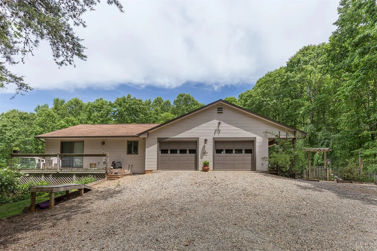 141 Cradon Hills Ln photo 1