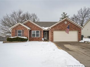 3551 Peach Tree St, Jeffersonville, IN 47130