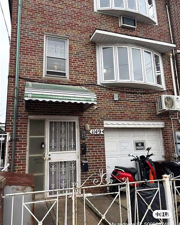1st image of 1149 70th St