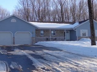 1045 Republic Dr, Mosinee, WI 54455