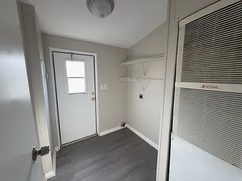 2524 Commonwealth Dr #9 — Photo 7