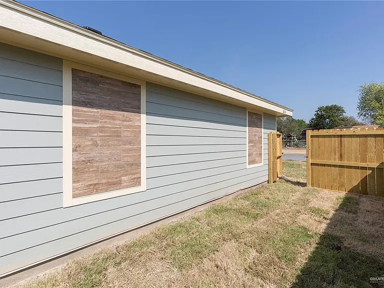 624 N Texas Ave — Photo 18