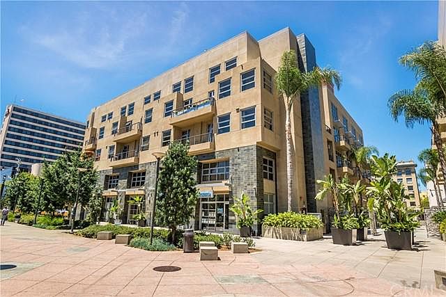 1st image of 133 The Promenade N Unit 107