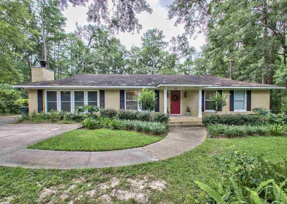 1st image of 907 Shadowlawn Dr