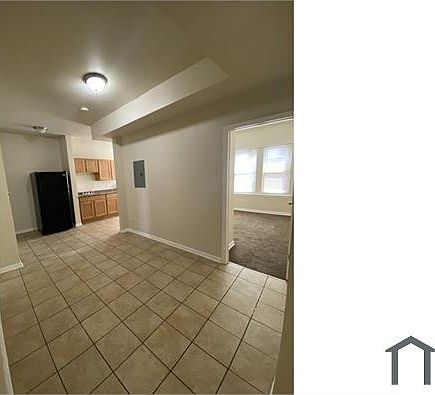 5th image of 5040 W Washington Blvd #213