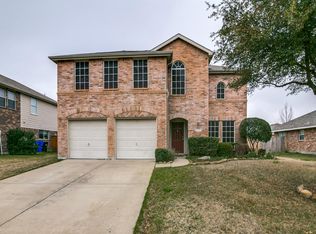 422 Red Oak Ct, Forney, TX 75126
