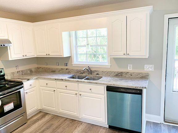 2nd image of 125 Evvalane Dr #B