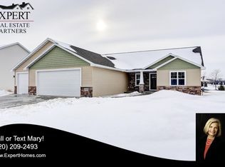 4899 W Jack Pine Ct, Appleton, WI 54913