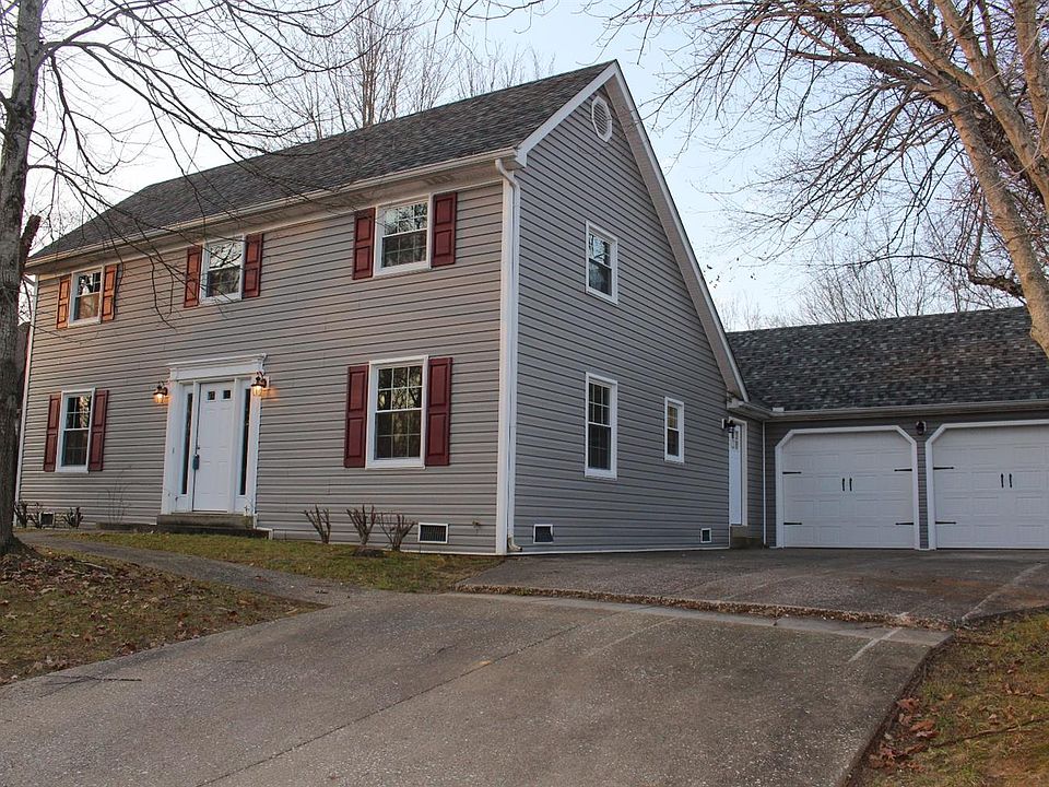 1st image of 974 Stoney Creek Dr