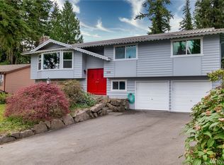 208 155th Pl SE, Bothell, WA 98012