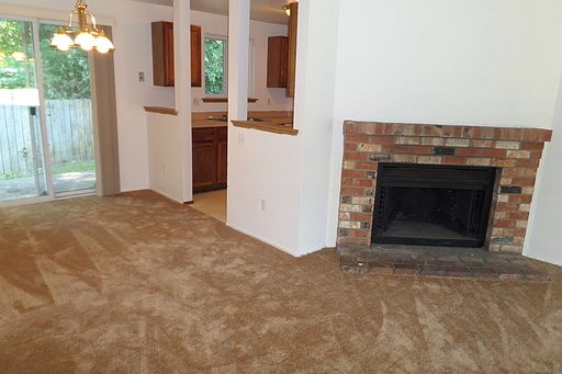 5th image of 3827 S 302nd St