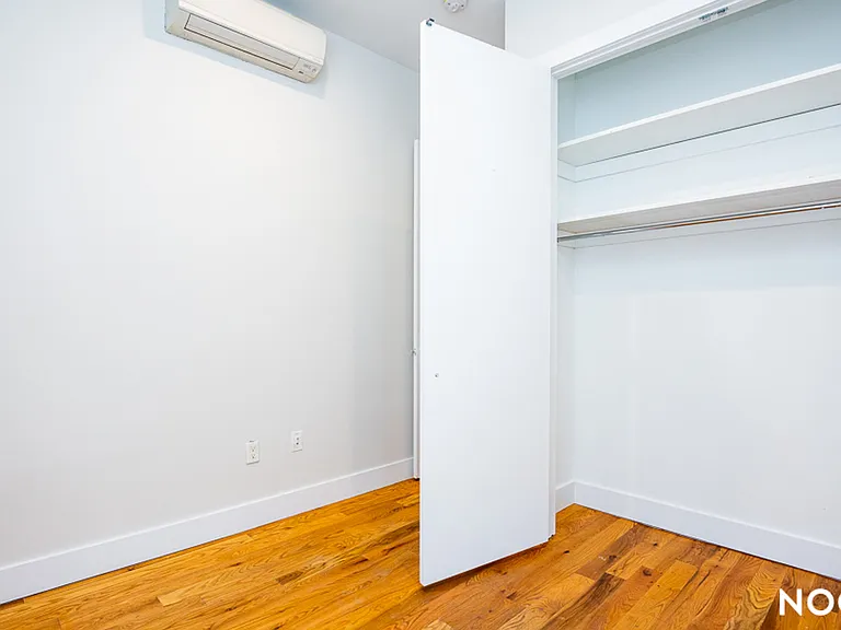186 Broadway #3 — Photo 12