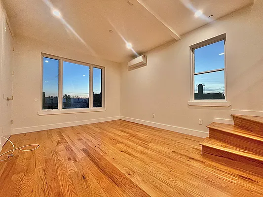 Rented by Doorway NYC, LLC | media 48