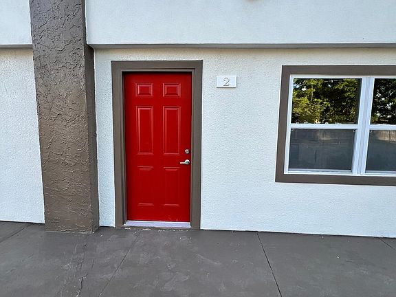 2nd image of 475 Umatilla Blvd APT 2