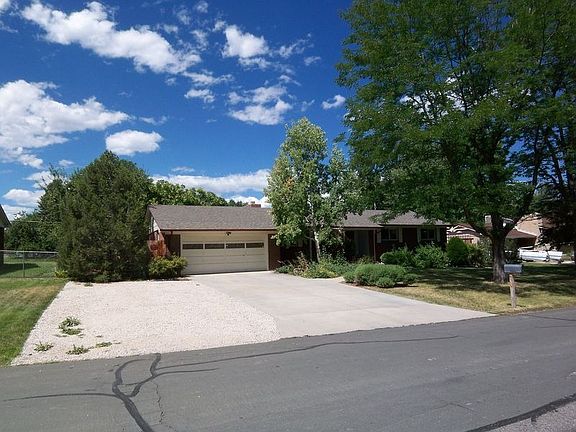 Street View & Lage Driveway