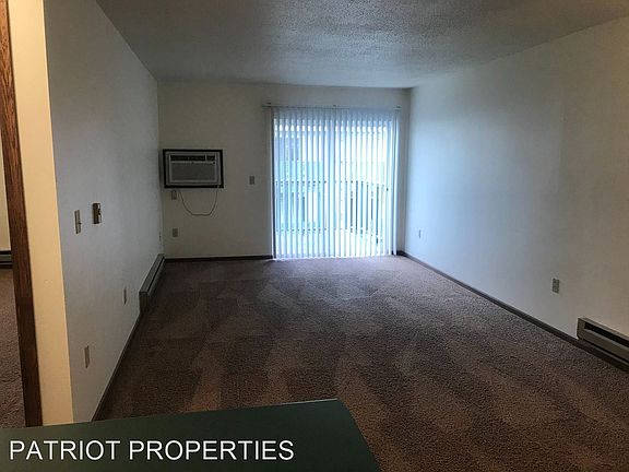 4th image of 220 Murdock St #10902536