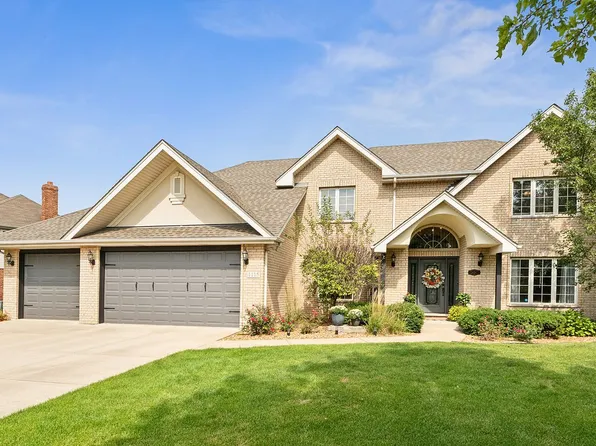 1115 Palmer Ranch Dr, New Lenox, IL 60451